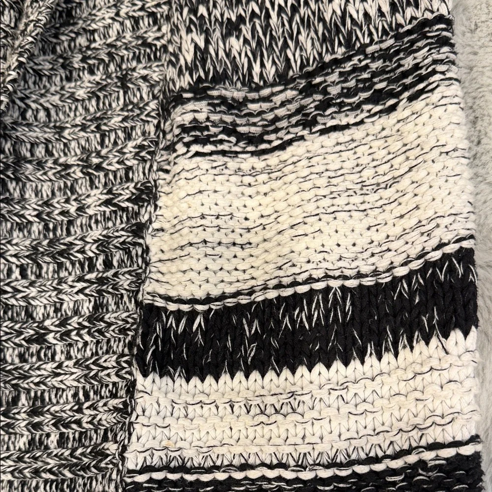 GAP Chunky Shawl Collar Cardigan XS Marled Black Gray Long Cozy Knit Sweater - Picture 14 of 15